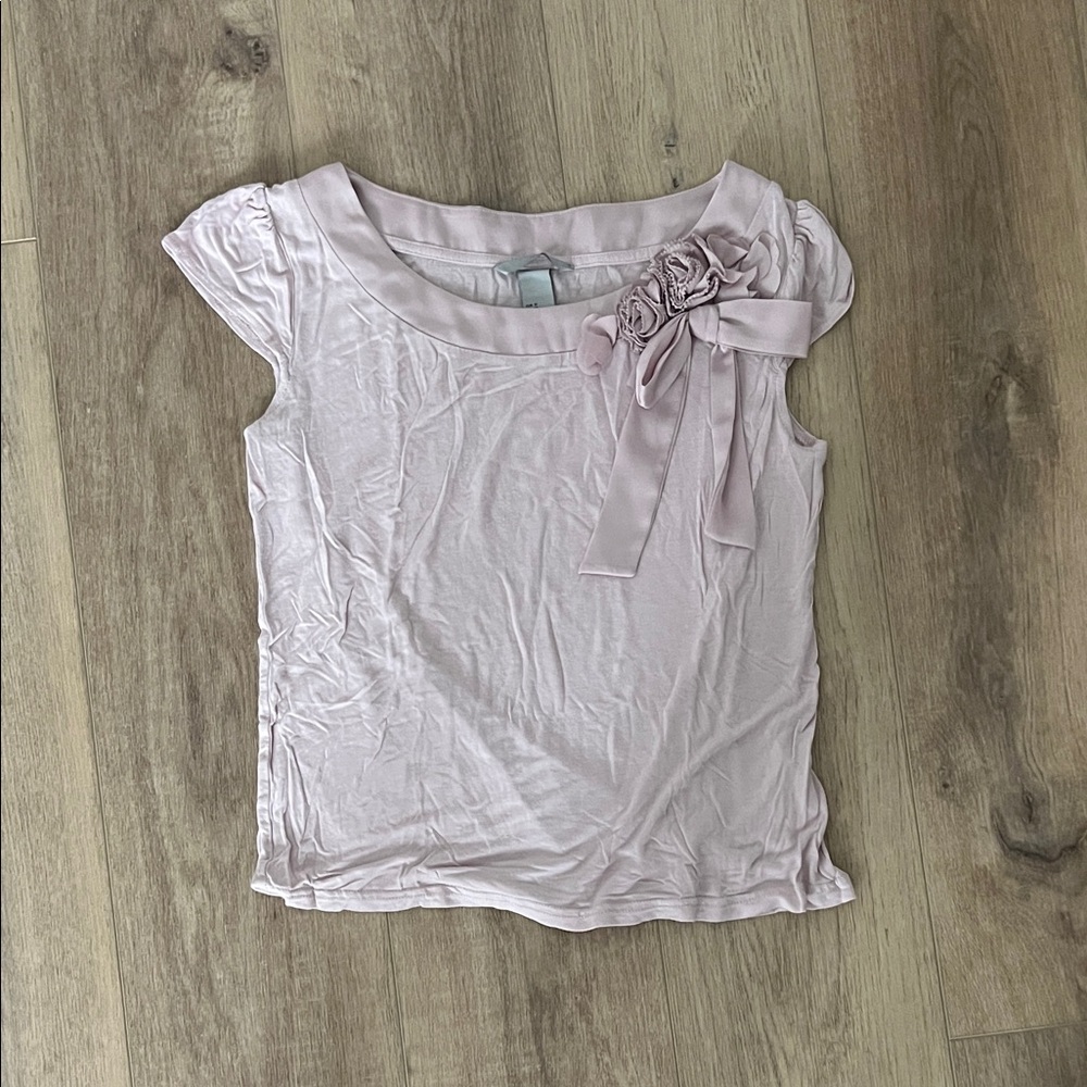 H&M Light PinkTee with Floral Bow